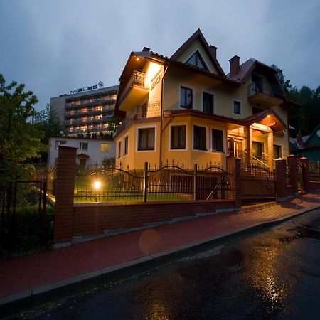 Pensjonat Szach Krynica Zdroj Exterior foto