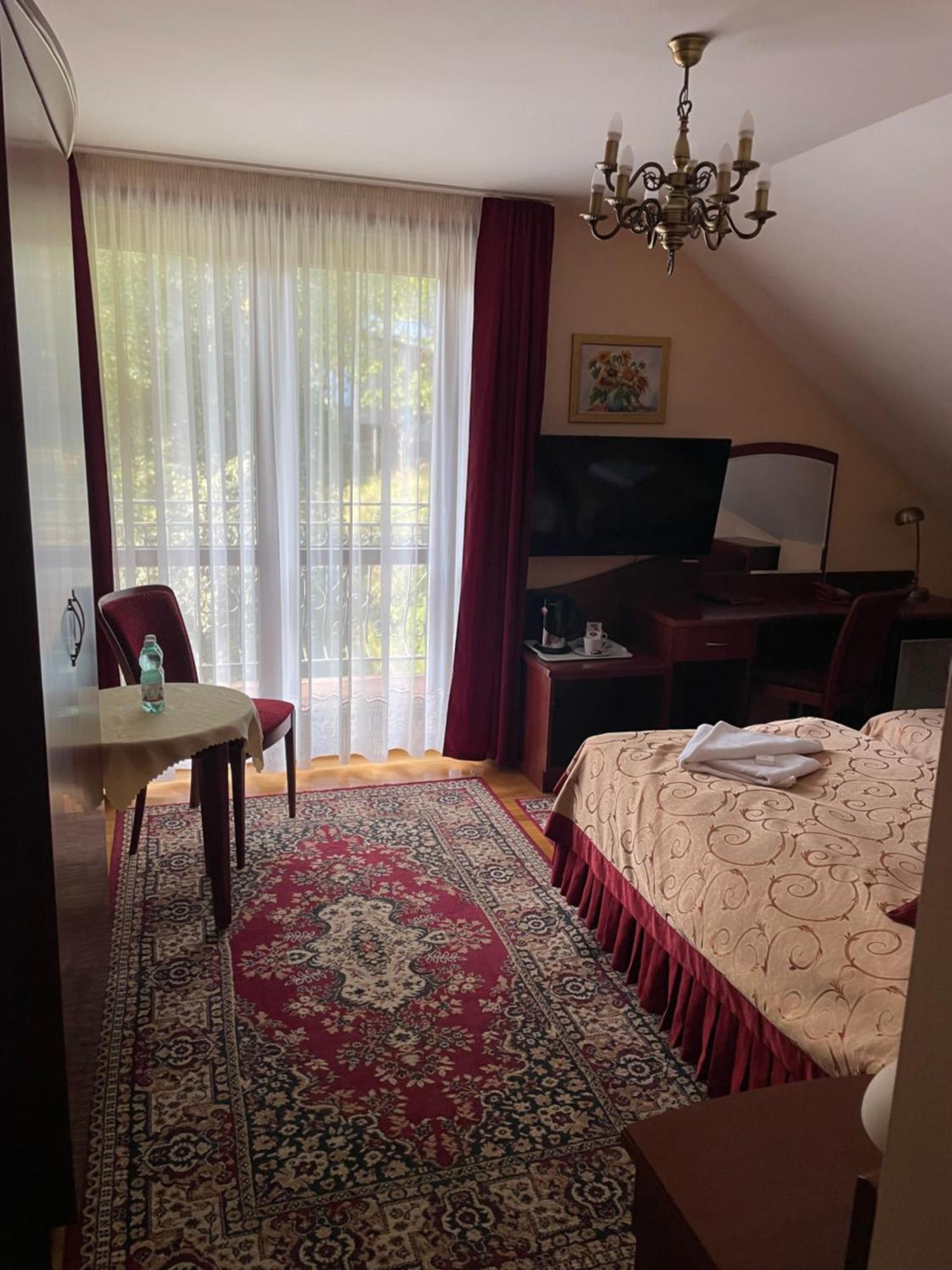 Pensjonat Szach Krynica Zdroj Exterior foto